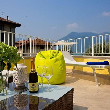 Casa Vacanze Marconi 22 Marone Eksteriør bilde